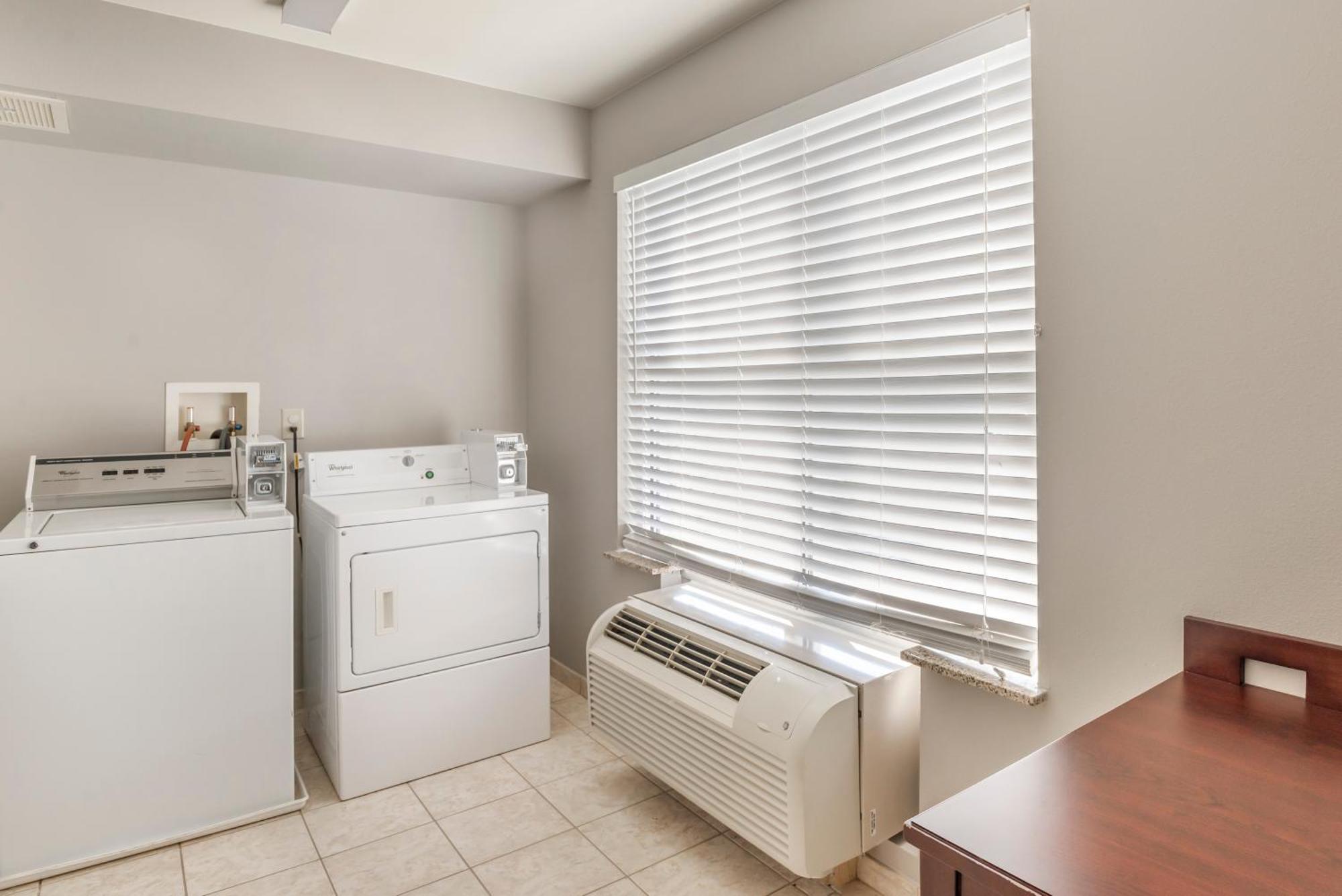 Country Inn & Suites By Radisson, Ashland - Hanover, Va Extérieur photo
