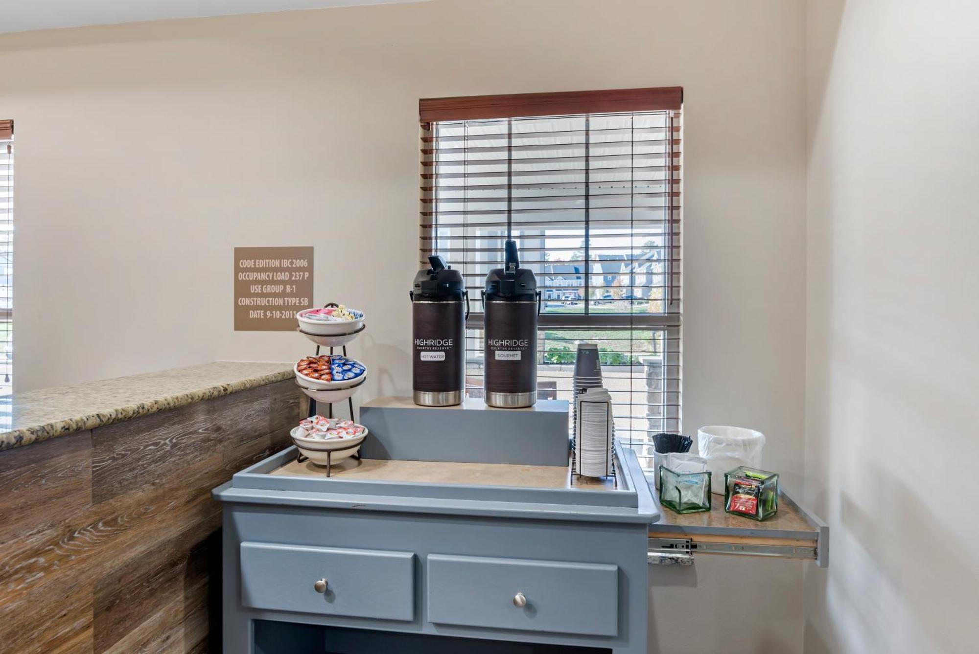 Country Inn & Suites By Radisson, Ashland - Hanover, Va Extérieur photo